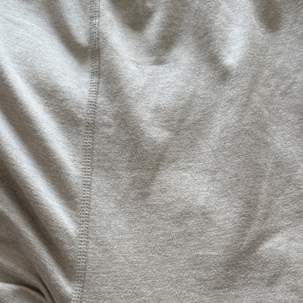 Vuori Women’s Boyfriend Joggers - Picture 15 of 15